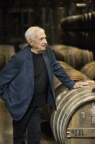Frank Gehry a Cognac dans les chais